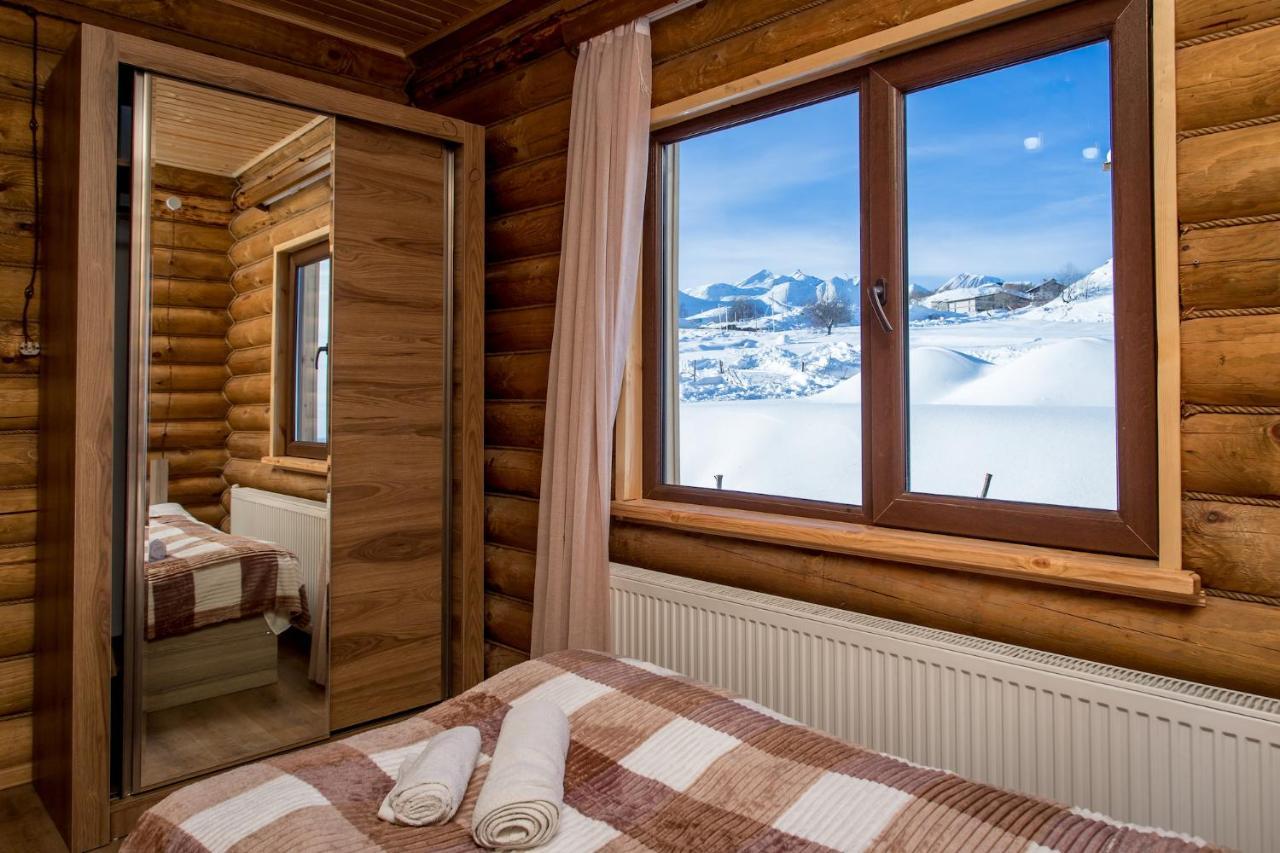 Snow Time Eco Chalet กูเดาริ ภายนอก รูปภาพ