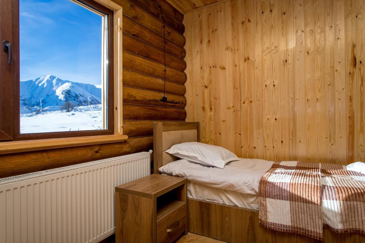 Snow Time Eco Chalet กูเดาริ ภายนอก รูปภาพ