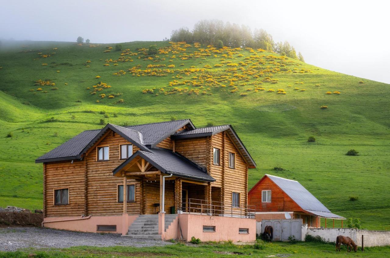 Snow Time Eco Chalet กูเดาริ ภายนอก รูปภาพ